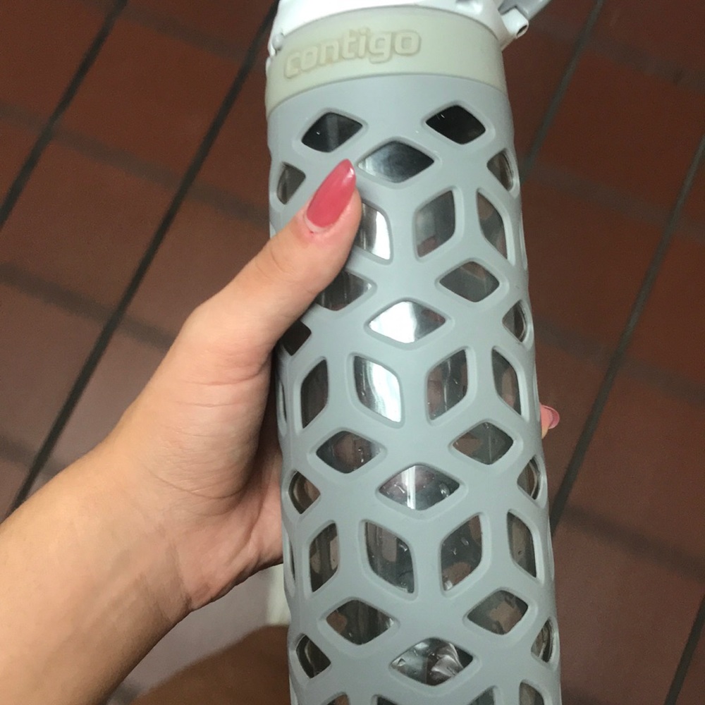 Water bottle